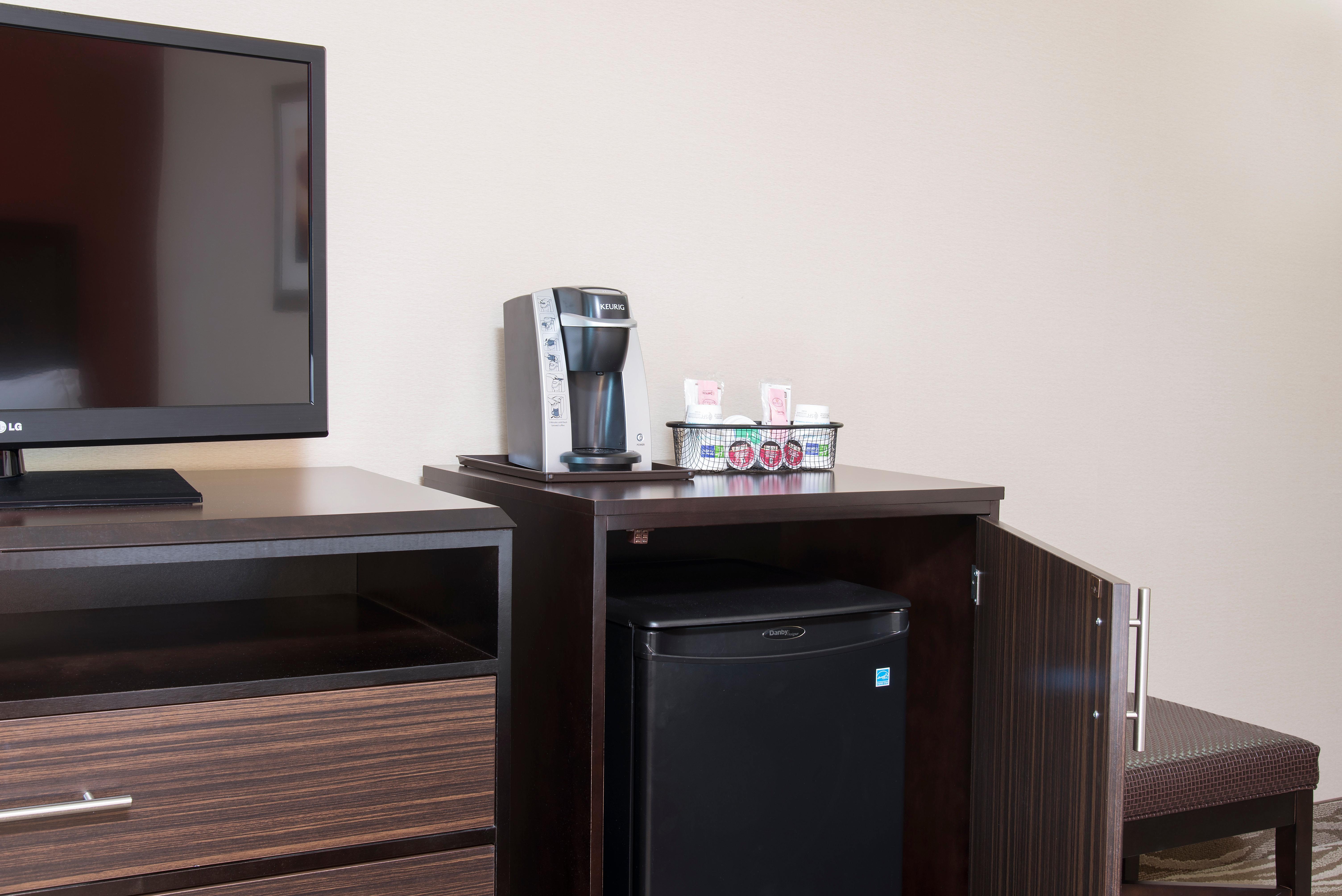 Holiday Inn Express Hotel & Suites Grand Rapids-North By Ihg Walker Екстериор снимка
