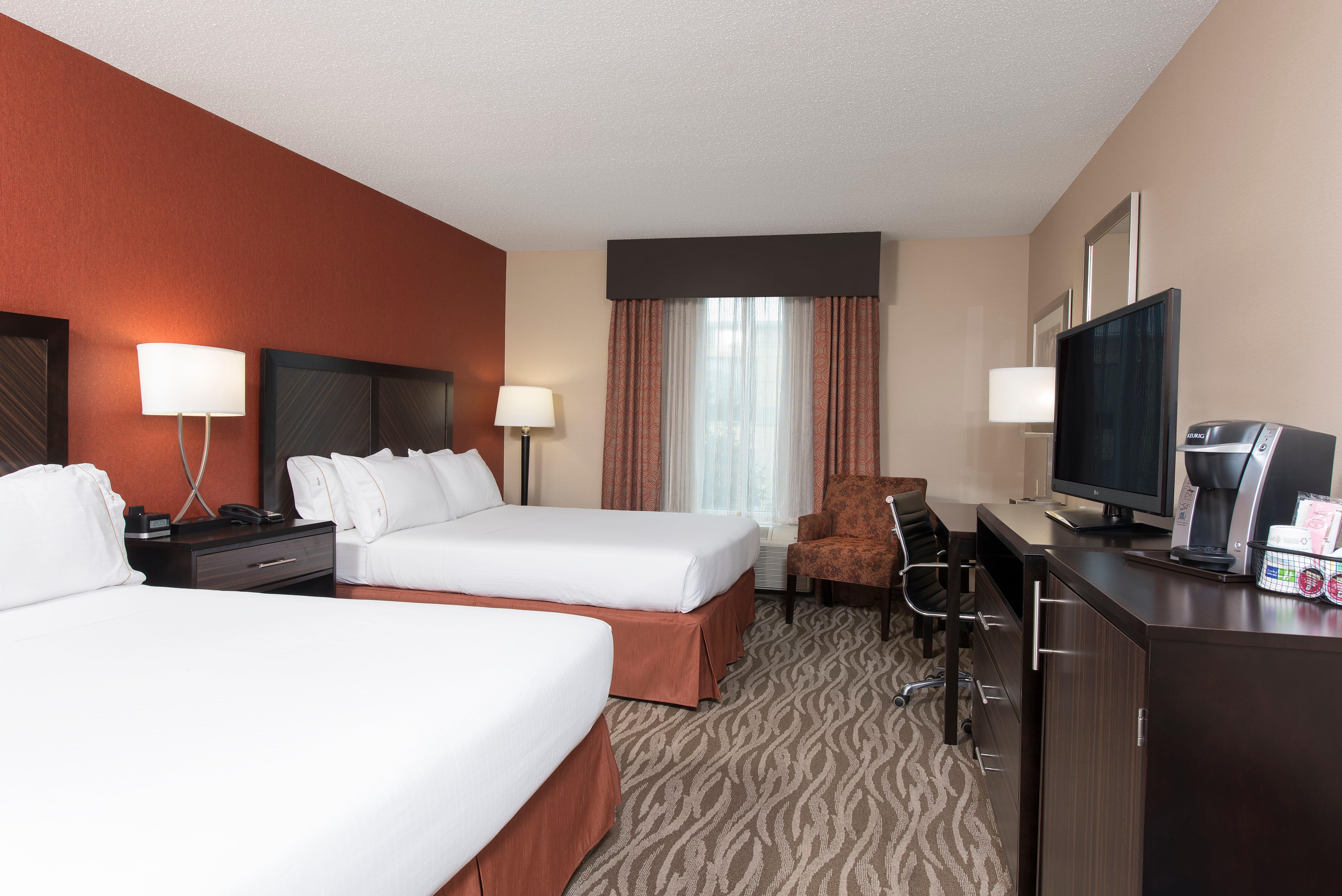 Holiday Inn Express Hotel & Suites Grand Rapids-North By Ihg Walker Екстериор снимка