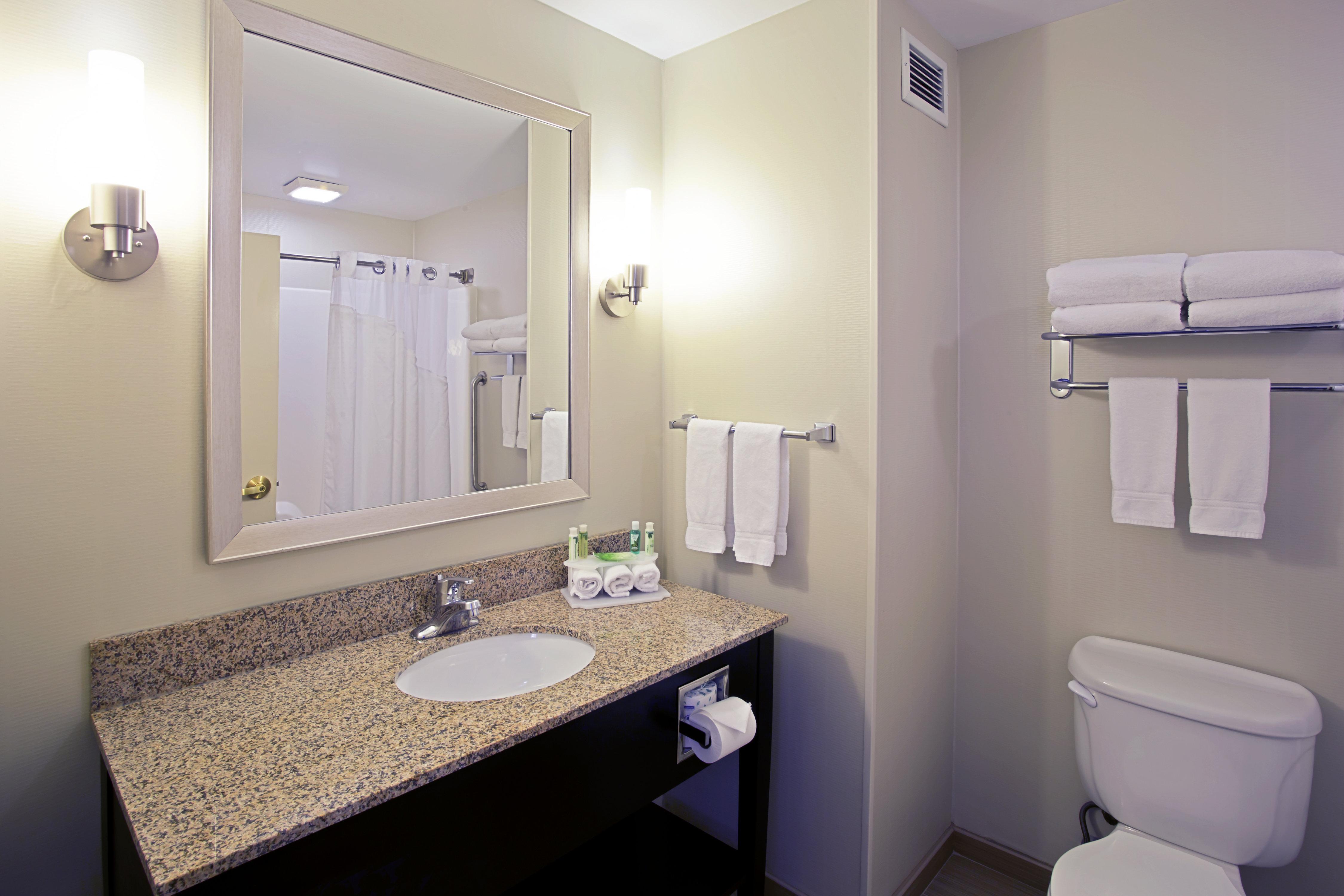 Holiday Inn Express Hotel & Suites Grand Rapids-North By Ihg Walker Екстериор снимка